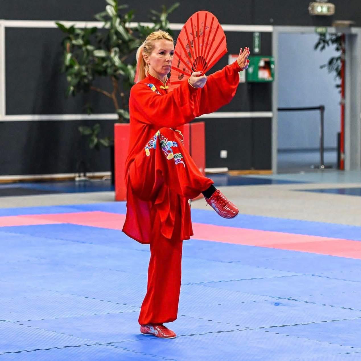 Sophie Foucher (Traditional Whushu Team)